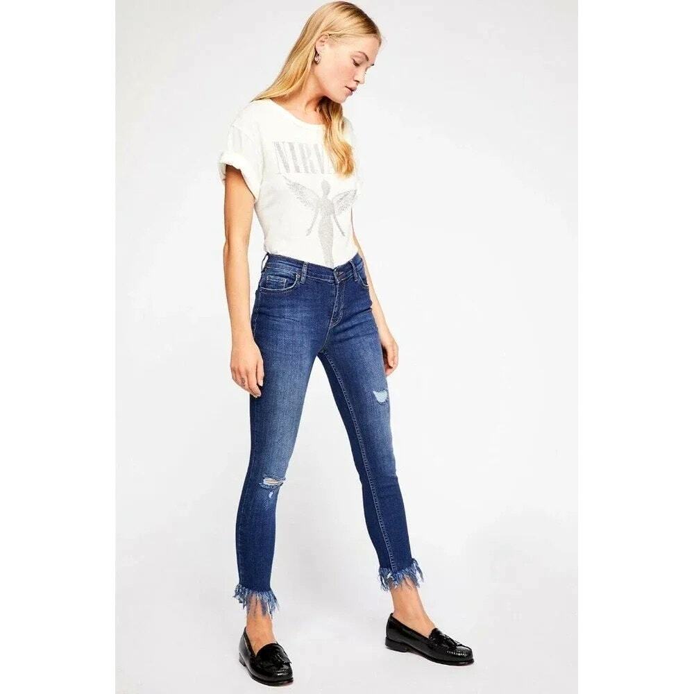 FREE PEOPLE Great Heights Frayed Skinny Jeans 31